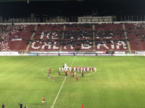 REGGINA - RENDE 4-1: la Reggina dei record strapazza i biancorossi