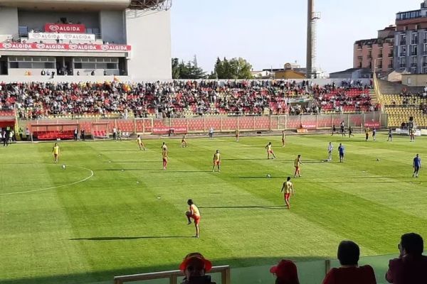 Calcio: Giorgio Gorgone è il nuovo allenatore del Catanzaro