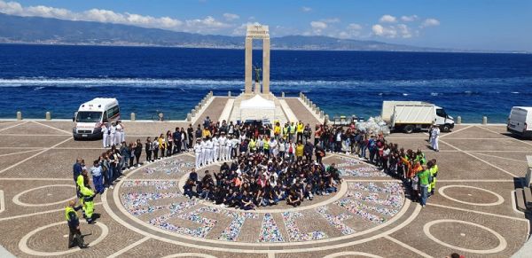 Città Metropolitana, centinaia di giovani per #PlasticFreeGc