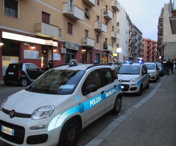 Comune di Reggio Calabria, divieto di somministrazione bevande vetro e lattine
