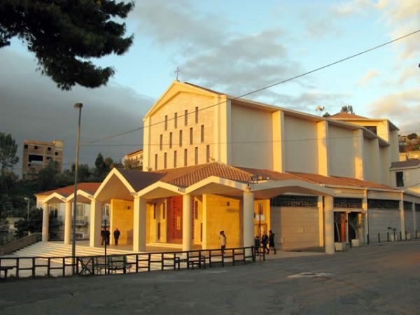 Domenica 29 ottobre raccolta firme per l’intitolazione di Piazza Eremo alla Madonna della Consolazione