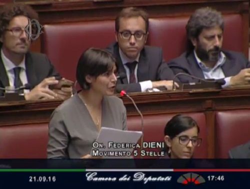 M5S, Oliverio accetti di collaborare con i nuovi commissari alla sanità
